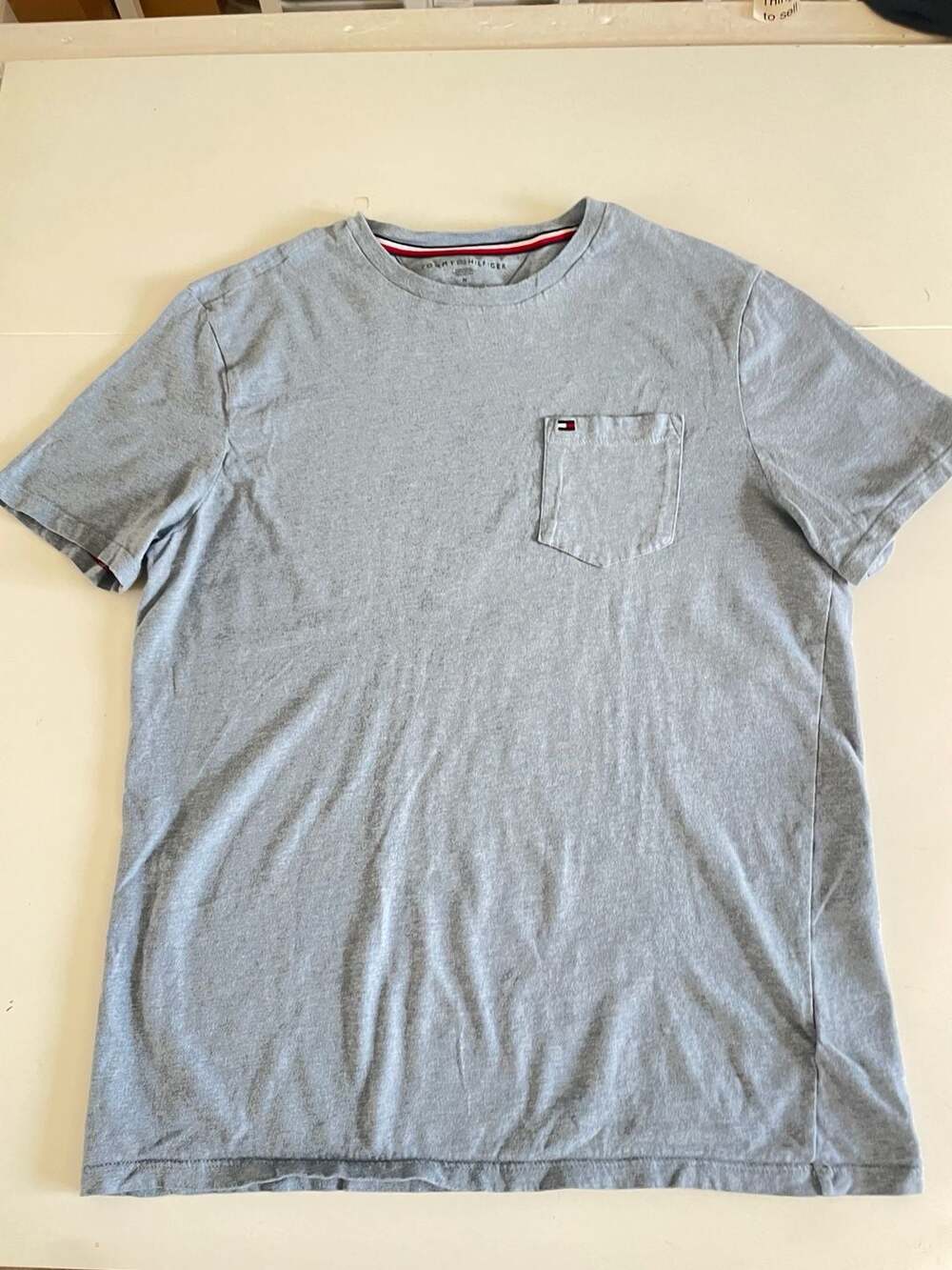 Tommy Hilfiger Men's Essential Short Sleeve Heathered Cotton Crewneck Pocket T-S